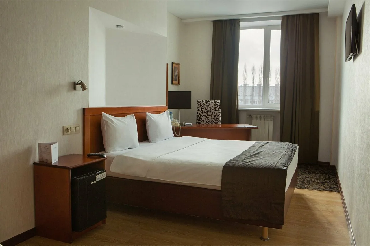 Номер Стандарт с большой кроватью king size
